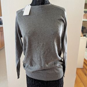 Universal Standard Size 4XS Grey Crewneck Sweater Size 0 NWT